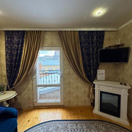 Little Paris Apartment Chernivtsi Exterior foto